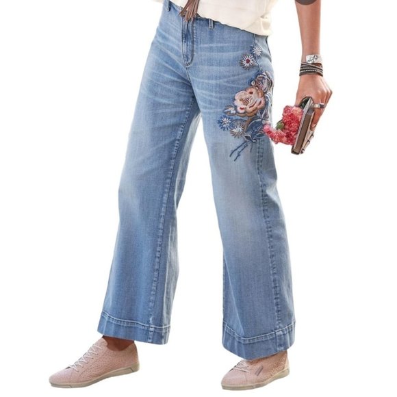 DRIFTWOOD Denim - Driftwood Sz 30 Charlee Embroidered Flare Wide Leg Crop Jeans Floral